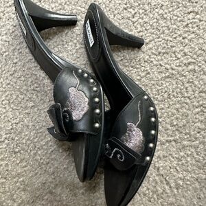 Alfani black mules embroidered 7.5 never worn